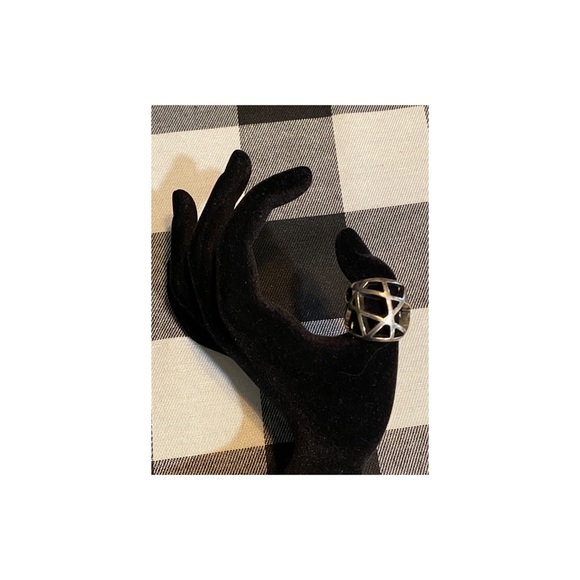 Low Luv by Erin Wasson ring. - Picture 7 of 10